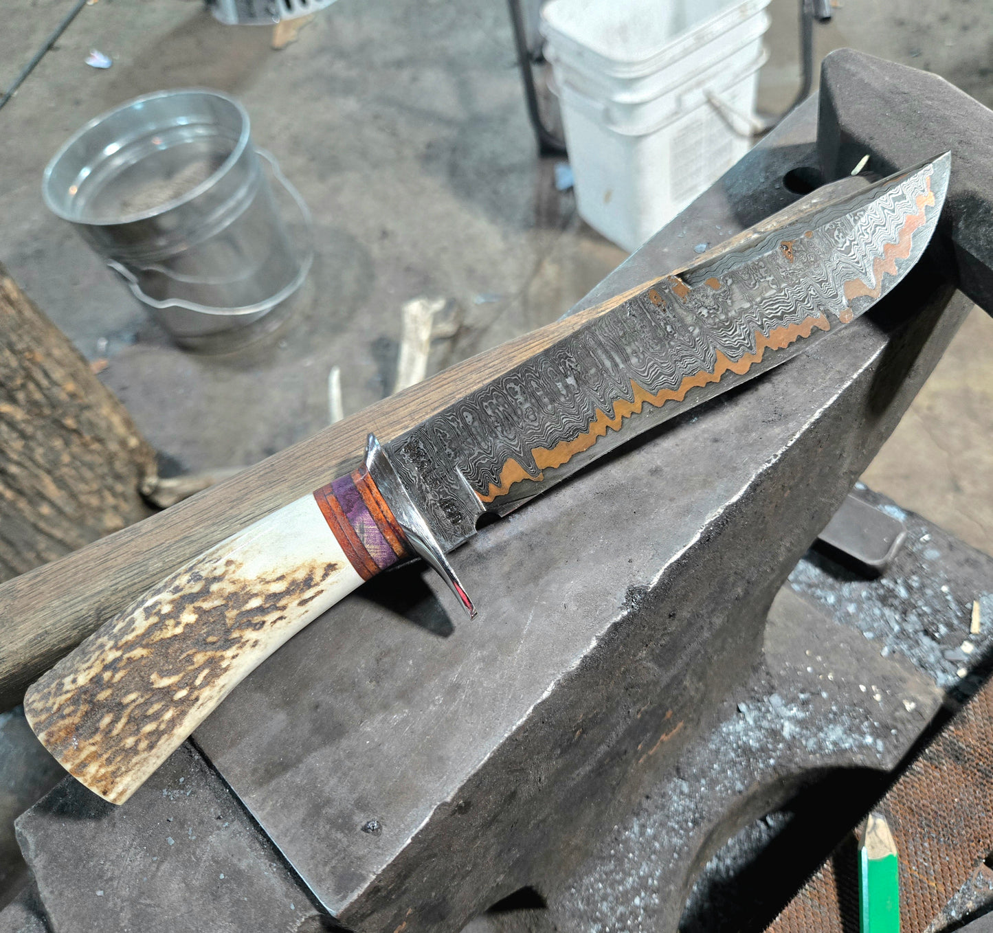 Damascus Cu Mai Bowie